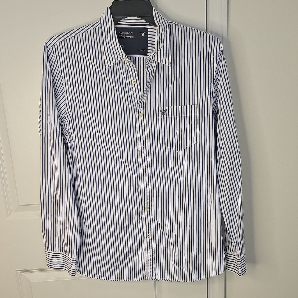 American Eagle Outfitters Navy and White Striped Shirt